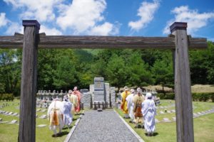 熊本・大分の樹木葬墓地「天空陵」にて合同法要の様子